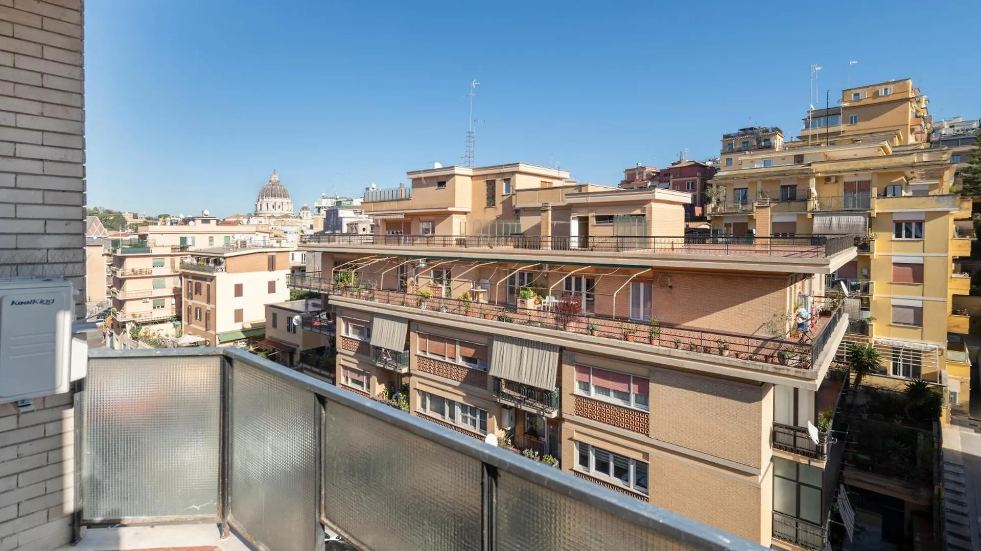Vista Cupola San Pietro - Stazione Roma S Pietro Apartment  Rome